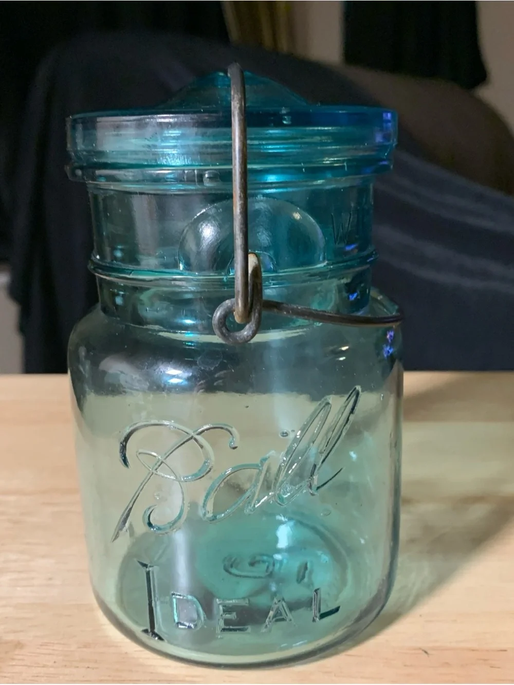 Ball Ideal Aqua Blue Pint Jar With Flat Glass Lid, Wire Bail Pat July 14th 1908